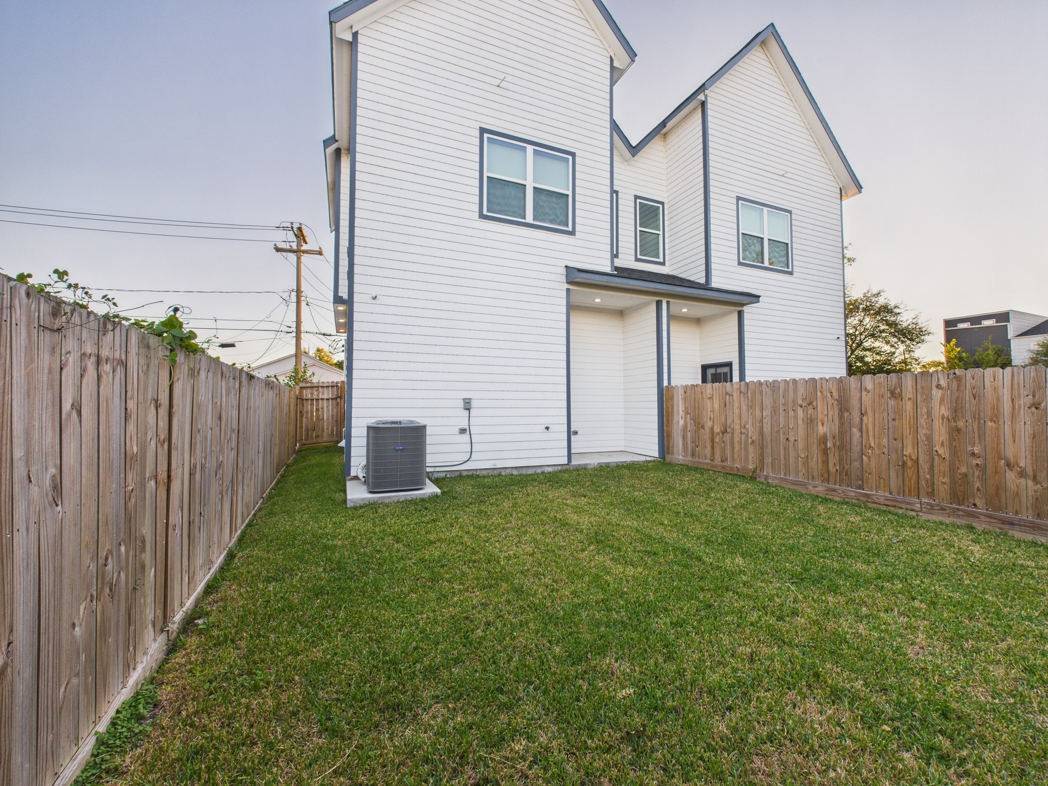 4619 Stassen Street, Unit B Houston, TX 77051 - Photo 28 of 29 a view of a house with backyard and garden