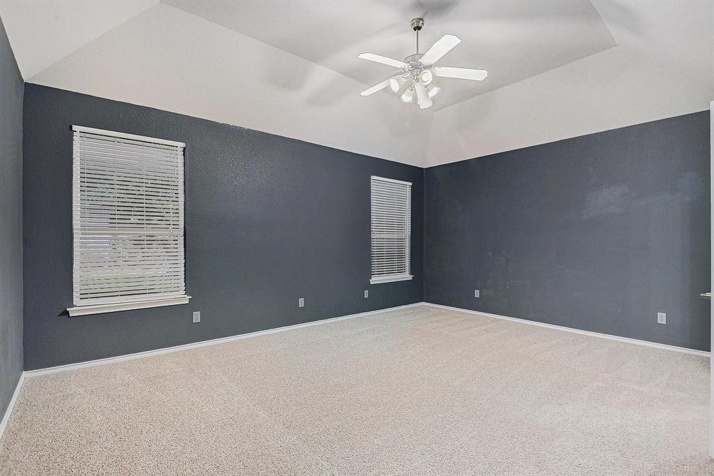 848 Huebner Way Burleson, TX 76028 - Photo 13 of 26