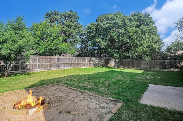 $400,000 | 848 Huebner Way, Burleson, TX 76028