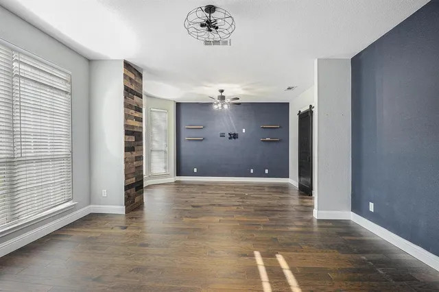 $400,000 | 848 Huebner Way, Burleson, TX 76028