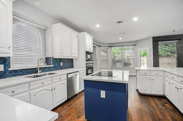 $400,000 | 848 Huebner Way, Burleson, TX 76028