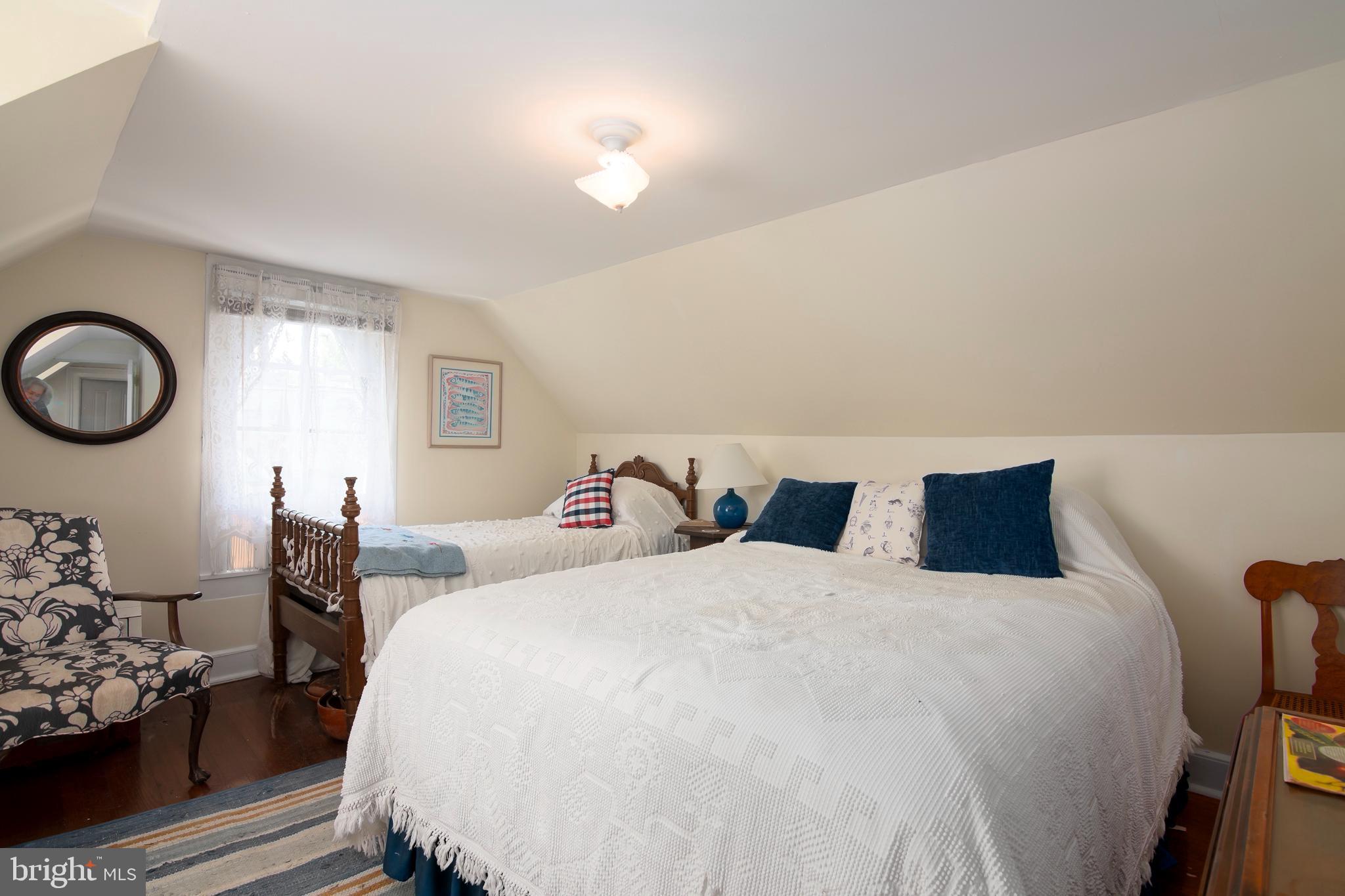 113 High Street Cambridge, MD 21613 - Photo 41 of 56 3rd Floor Bedroom #5