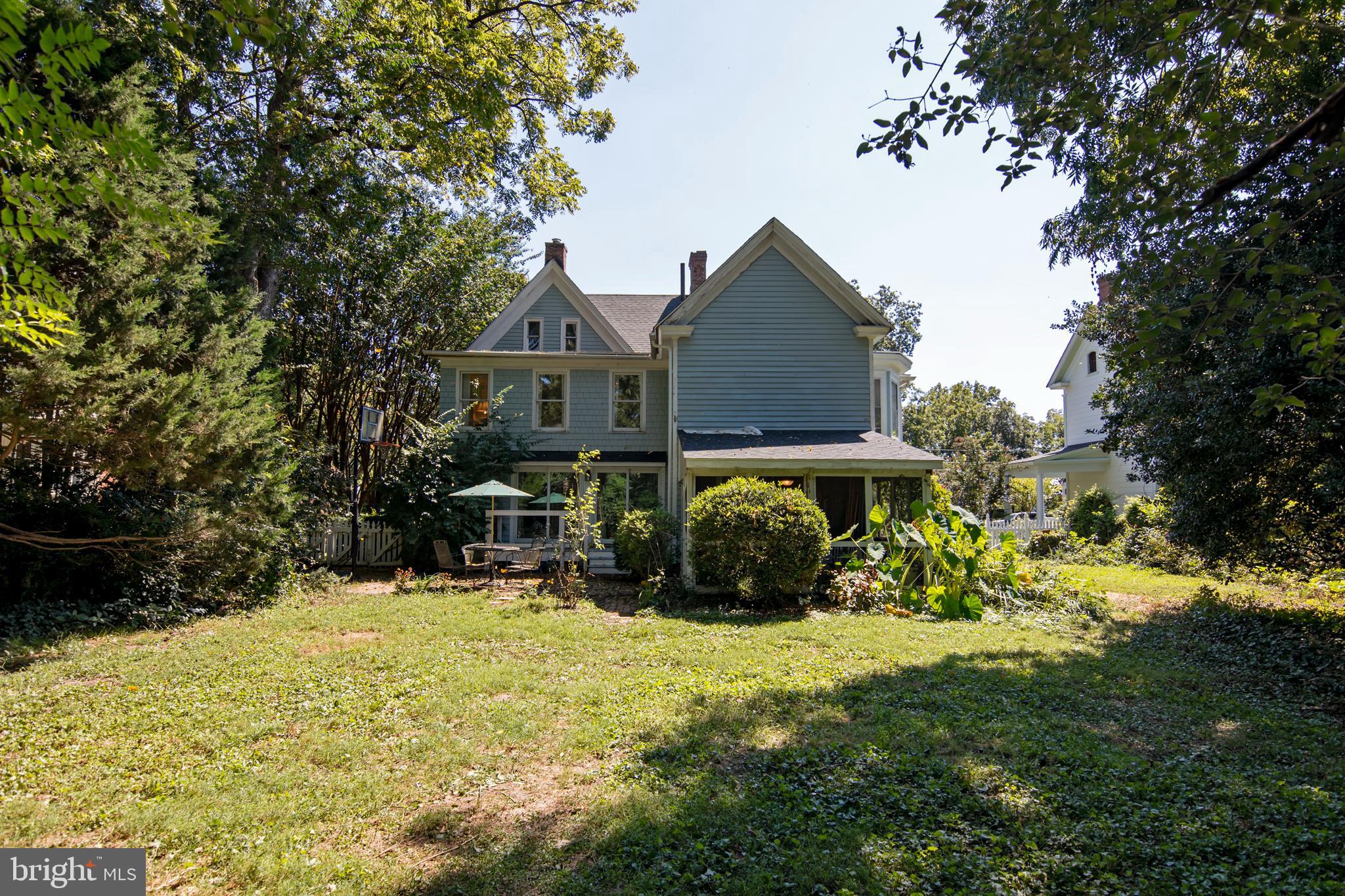 113 High Street Cambridge, MD 21613 - Photo 53 of 56 Large Back Yard