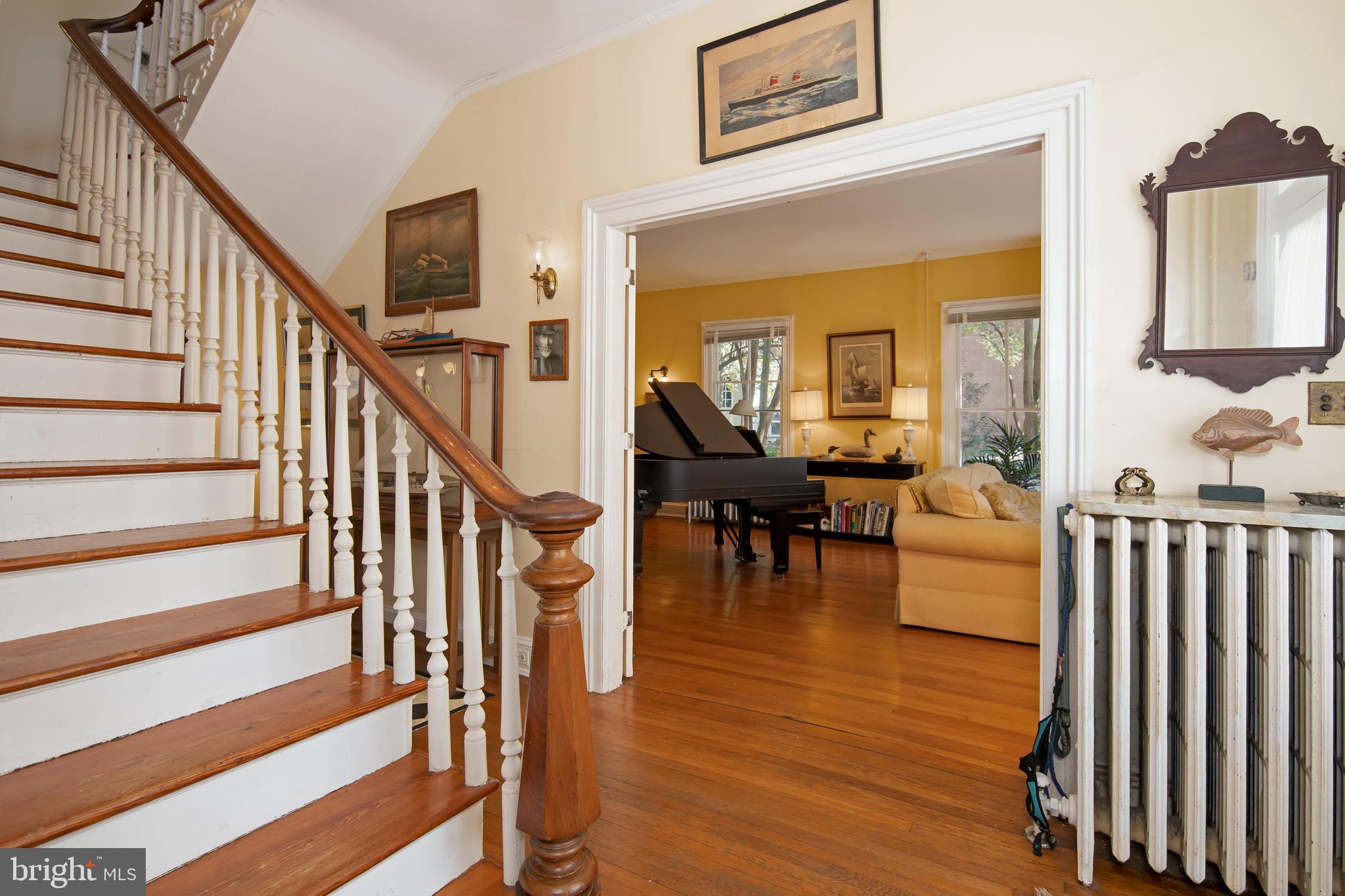 113 High Street Cambridge, MD 21613 - Photo 8 of 56 Front Entry Hall Looking towards Living Room