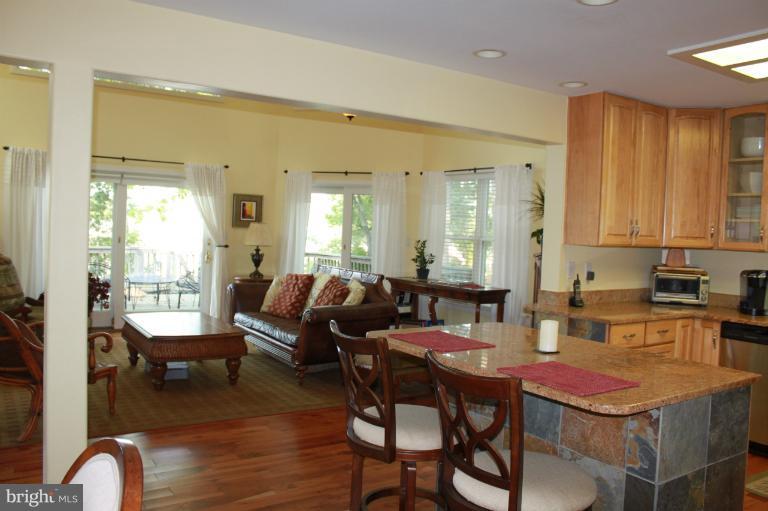 7682 Pine Knob Road Pasadena, MD 21122 - Photo 3 of 22 Kitchen