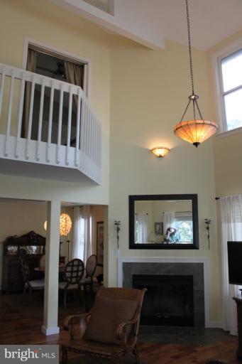 7682 Pine Knob Road Pasadena, MD 21122 - Photo 21 of 22 Living Room