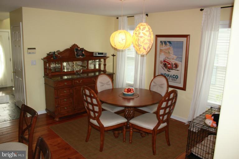 7682 Pine Knob Road Pasadena, MD 21122 - Photo 4 of 22 Dining Room