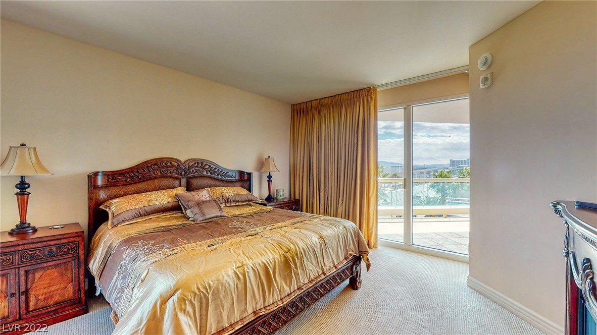 2857 Paradise Road, Unit 403 Las Vegas, NV 89109 - Photo 16 of 32