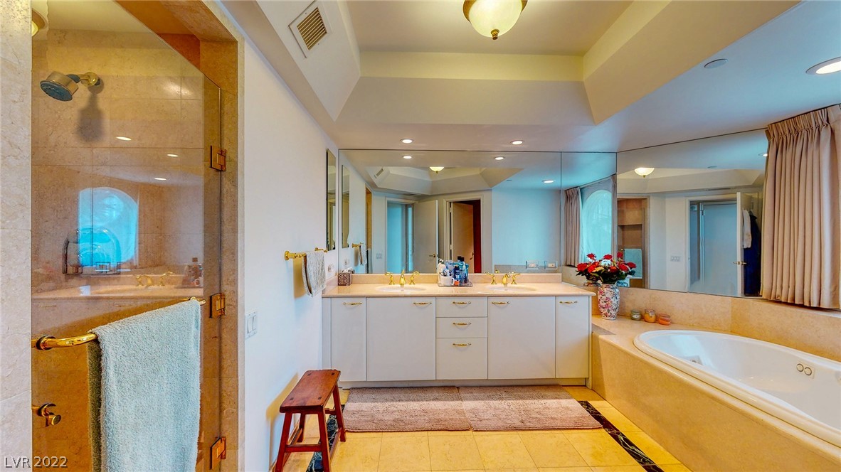 2857 Paradise Road, Unit 403 Las Vegas, NV 89109 - Photo 23 of 32