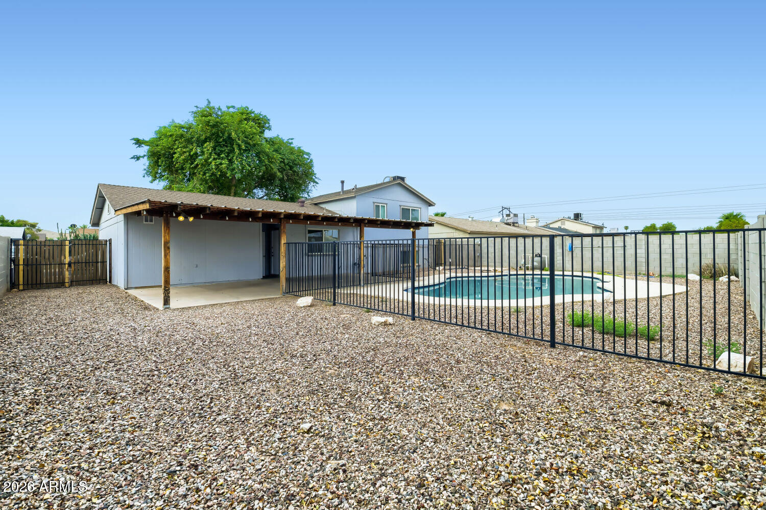 4648 East Alta Vista Road Phoenix, AZ 85042 - Photo 26 of 29 4648 E Alta Vista Rd - Web Quality - 026