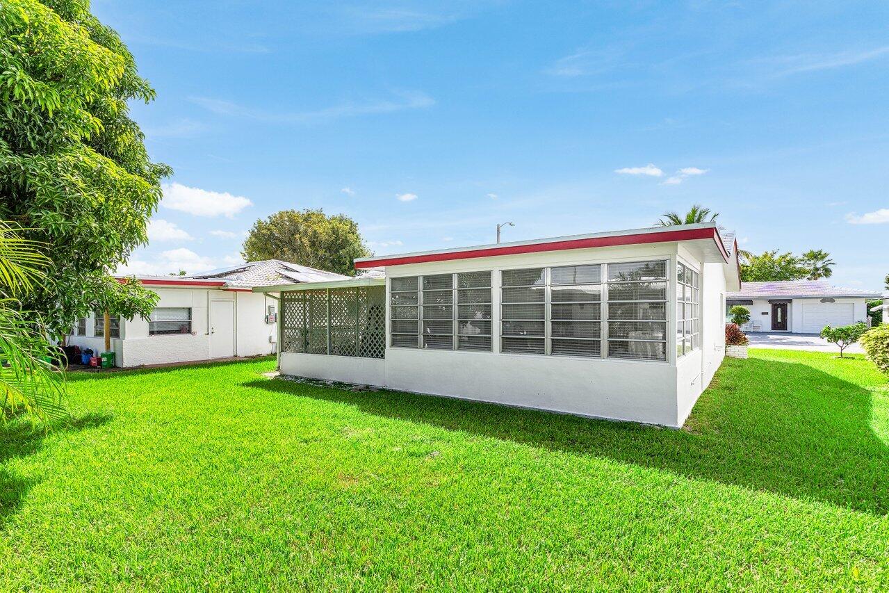 6809 Northwest 75th Street Tamarac, FL 33321 - Photo 22 of 22 Rear Yard