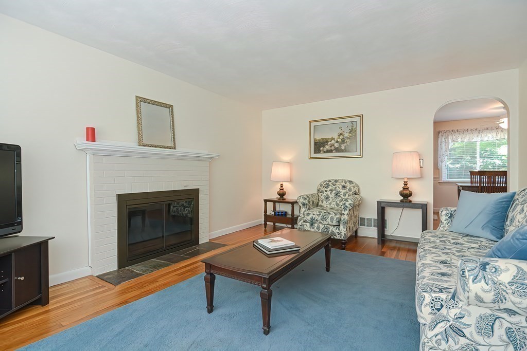 19 Spruce Street Holliston, MA 01746 - Photo 14 of 30