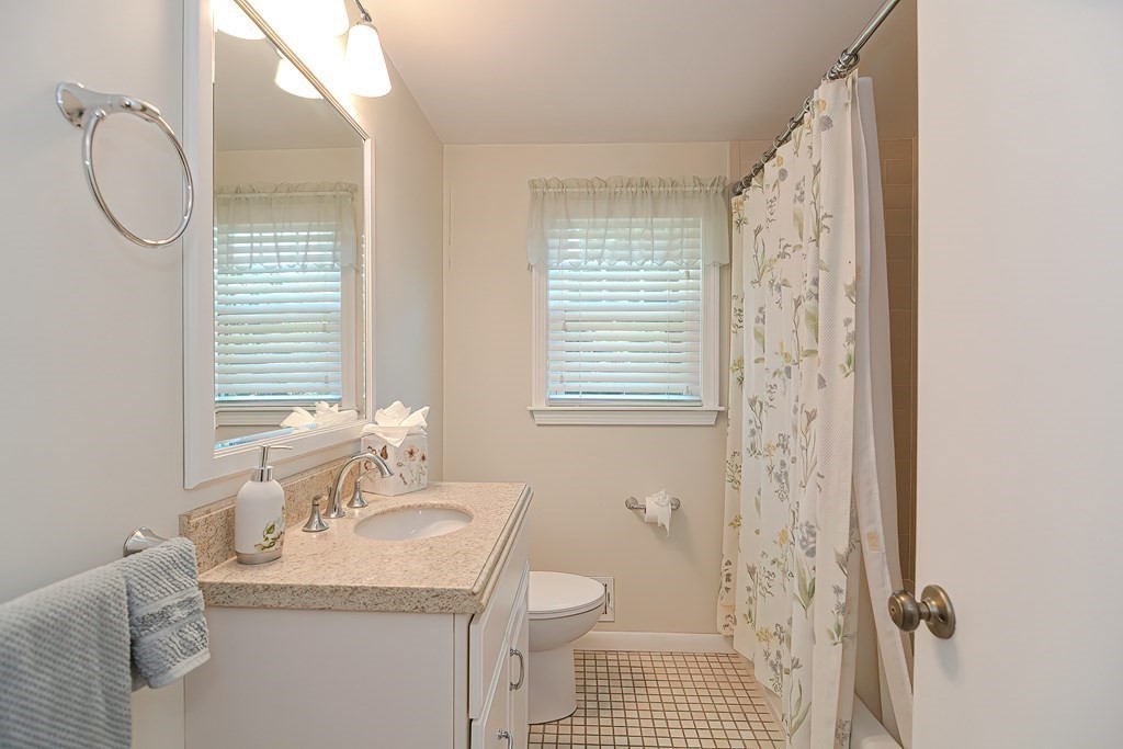 19 Spruce Street Holliston, MA 01746 - Photo 17 of 30