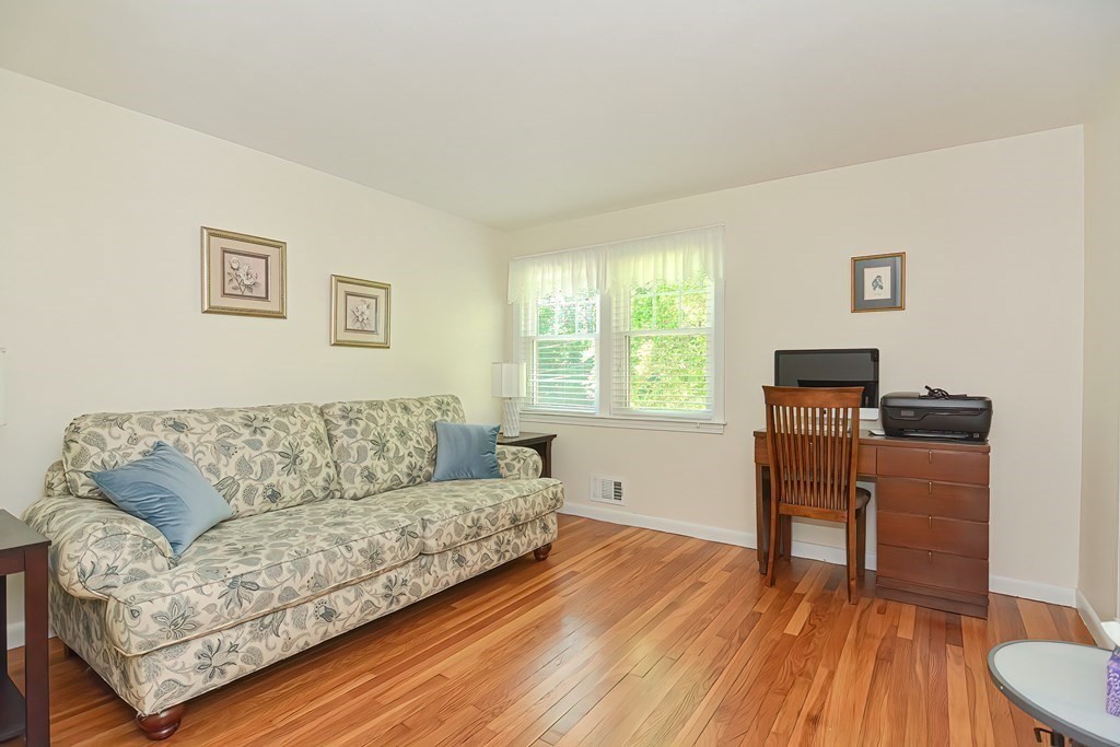19 Spruce Street Holliston, MA 01746 - Photo 23 of 30