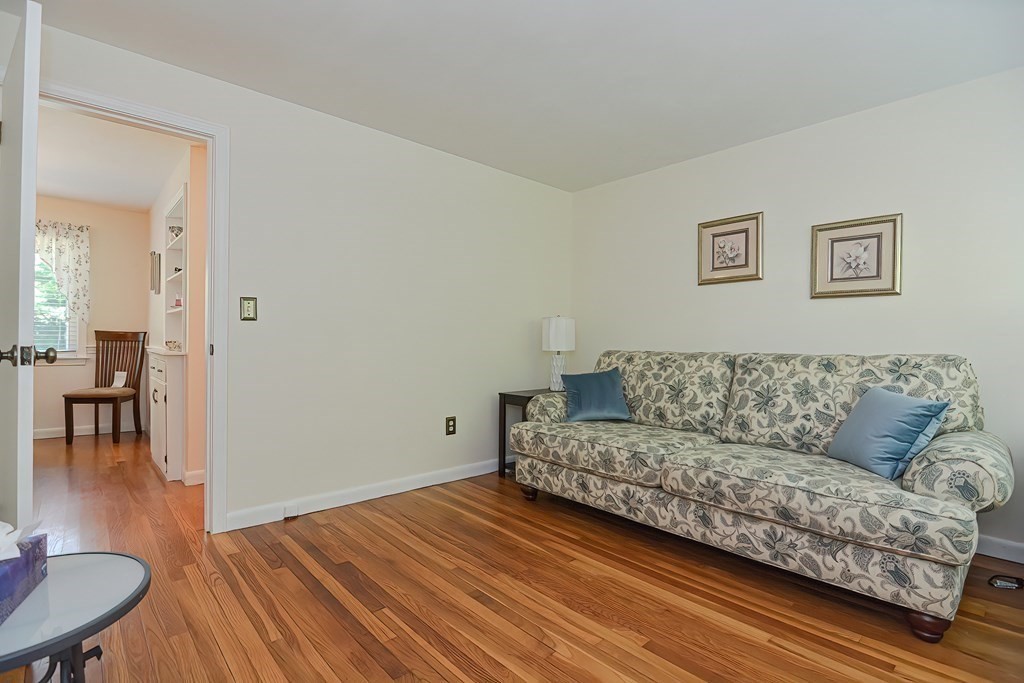 19 Spruce Street Holliston, MA 01746 - Photo 24 of 30