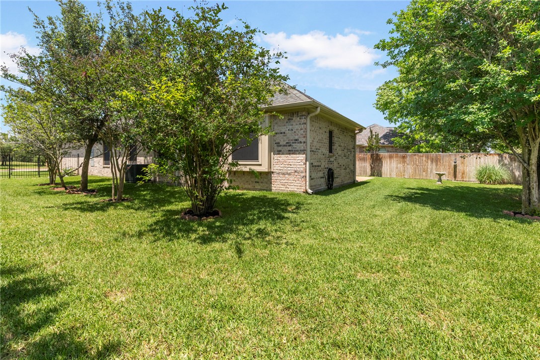 318 Cecelia Loop College Station, TX 77845 - Photo 38 of 38