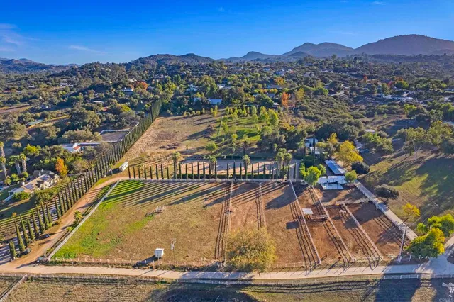 $1,800,000 | 17959 Bluegrass Road, Ramona, CA 92065