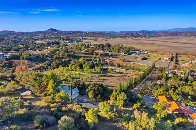 $1,800,000 | 17959 Bluegrass Road, Ramona, CA 92065