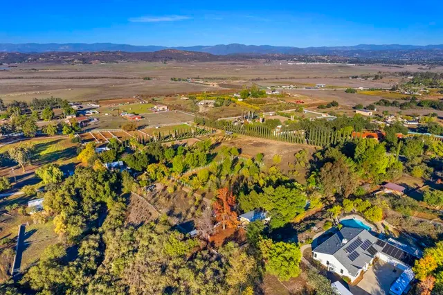 $1,800,000 | 17959 Bluegrass Road, Ramona, CA 92065