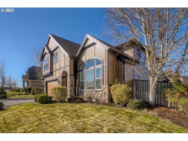 1652 South 15th Way Ridgefield, WA 98642 - Photo 3 of 32 a house view with a outdoor space