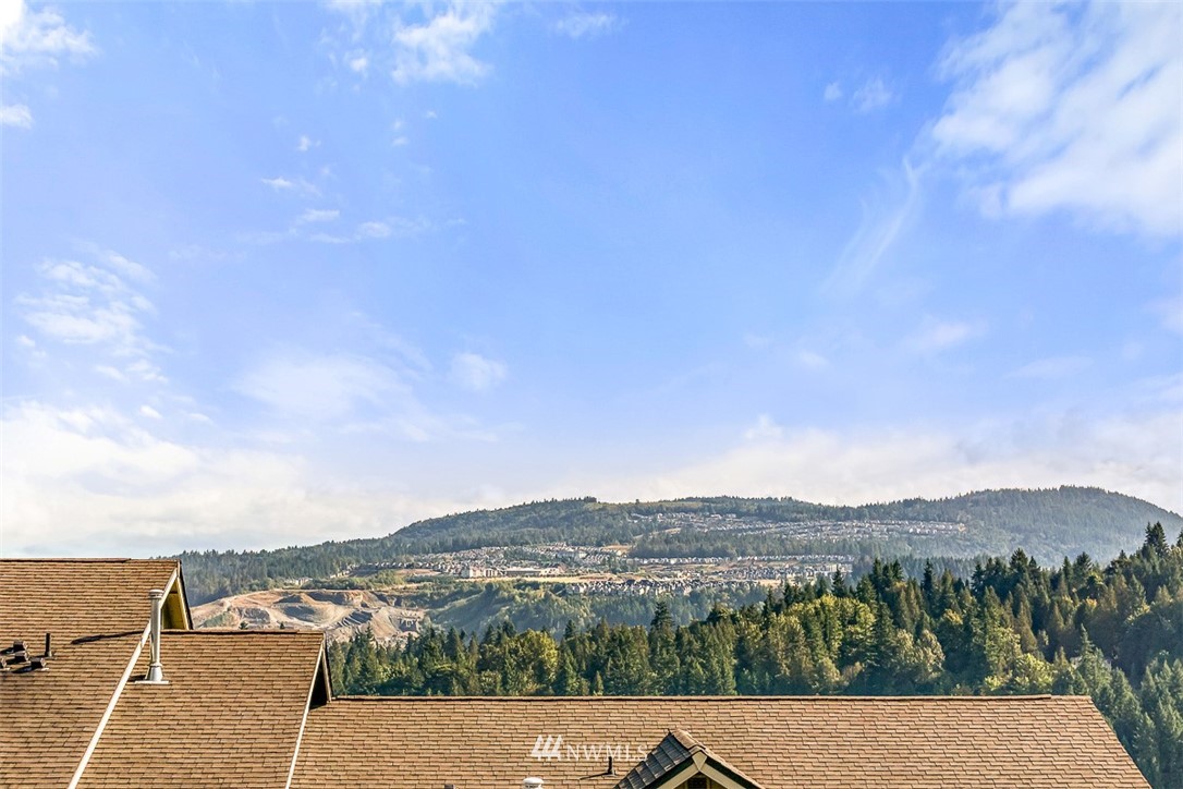 95 Sky Ridge Road Northwest Issaquah, WA 98027 - Photo 14 of 23