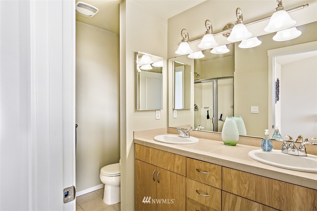 95 Sky Ridge Road Northwest Issaquah, WA 98027 - Photo 17 of 23