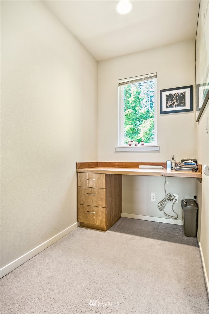 95 Sky Ridge Road Northwest Issaquah, WA 98027 - Photo 20 of 23