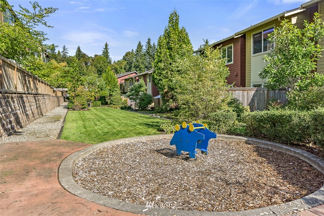 95 Sky Ridge Road Northwest Issaquah, WA 98027 - Photo 22 of 23