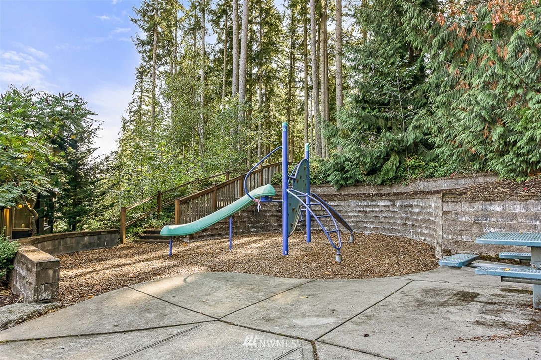 95 Sky Ridge Road Northwest Issaquah, WA 98027 - Photo 23 of 23