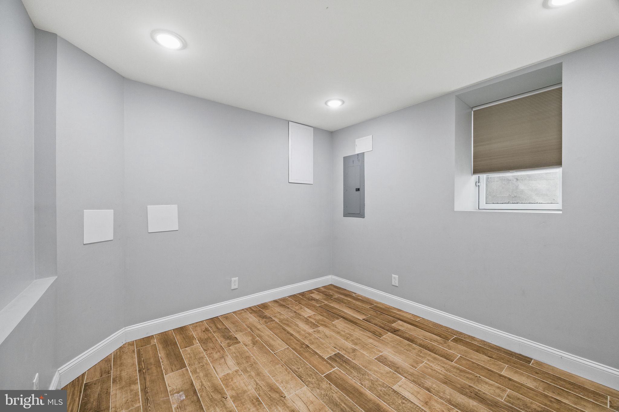 1800 Waterloo Street Philadelphia, PA 19122 - Photo 42 of 47 a view of empty room