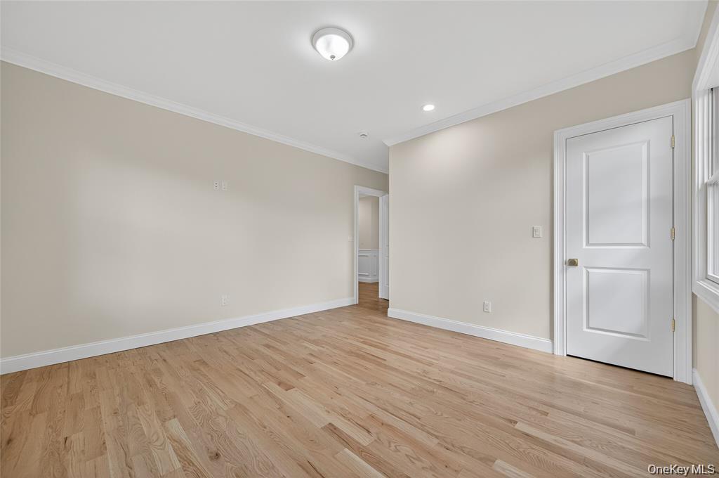 229 Brixton Road Garden City, NY 11530 - Photo 29 of 40