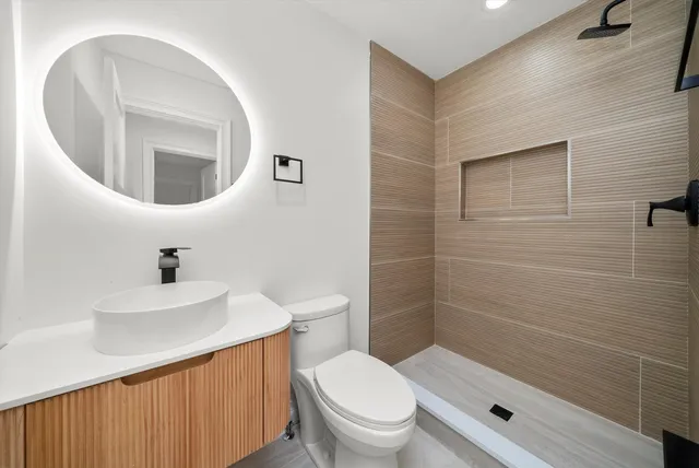 $700,000 | 1021 South Lombard Avenue, Oak Park, IL 60304