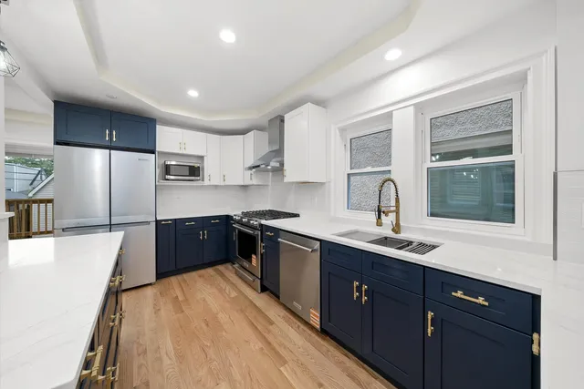 $700,000 | 1021 South Lombard Avenue, Oak Park, IL 60304