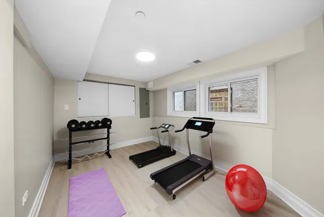 $700,000 | 1021 South Lombard Avenue, Oak Park, IL 60304