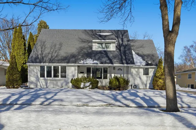 $339,500 | 1418 21st Avenue South, Moorhead, MN 56560