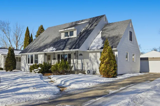 $339,500 | 1418 21st Avenue South, Moorhead, MN 56560