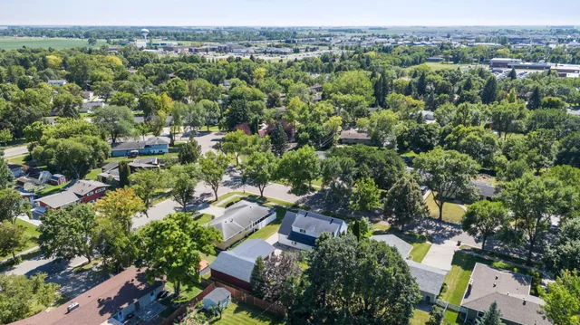 $339,500 | 1418 21st Avenue South, Moorhead, MN 56560