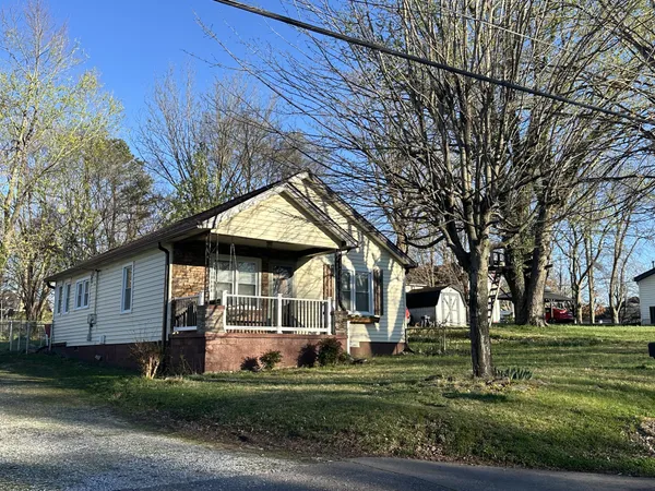 $254,900 | 952 North Brown Street, Springfield, TN 37172