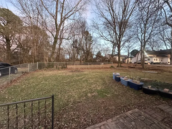 $255,900 | 952 North Brown Street, Springfield, TN 37172