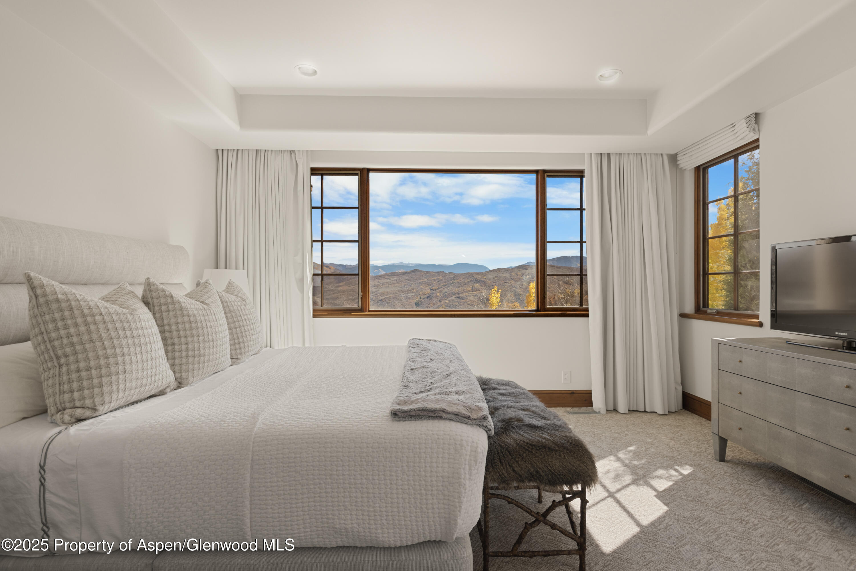 800 Oak Ridge Road Snowmass Village, CO 81615 - Photo 32 of 47 Guest Suite