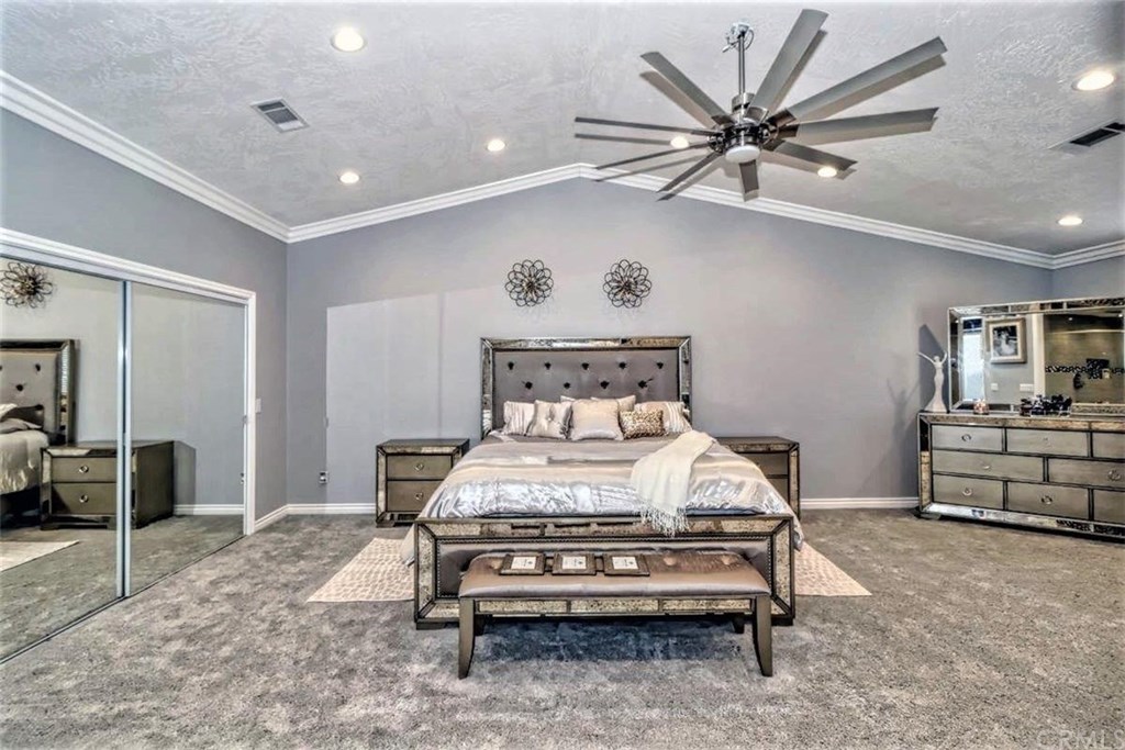 9366 9th Avenue Hesperia, CA 92345 - Photo 12 of 39