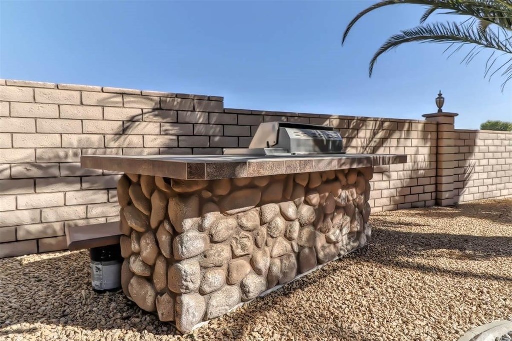 9366 9th Avenue Hesperia, CA 92345 - Photo 32 of 39