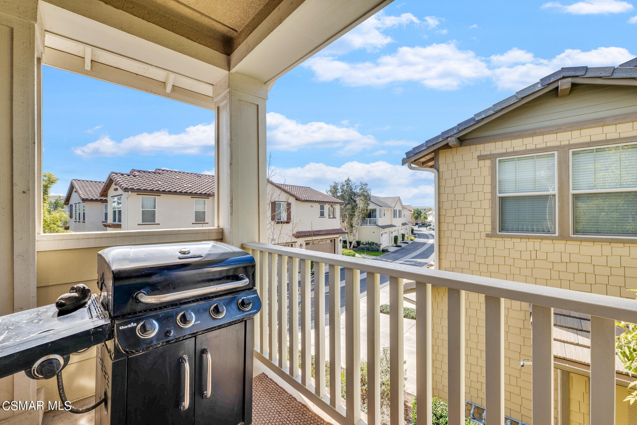 3234 North Ventura Road Oxnard, CA 93036 - Photo 35 of 40 35-DR Balcony2