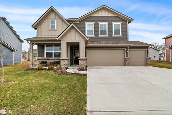 $419,000 | 2134 Dixon Crk Drive, Whitestown, IN 46075
