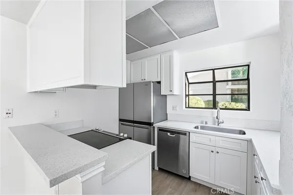 $525,000 | 85 Lakepines, Irvine, CA 92620