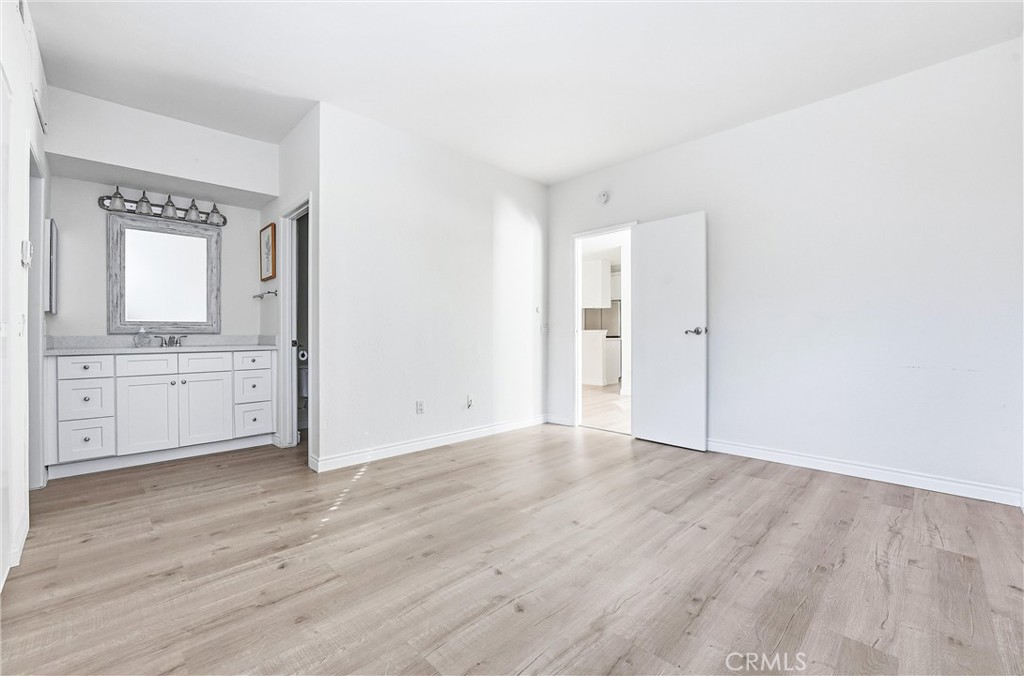 85 Lakepines Irvine, CA 92620 - Photo 18 of 42