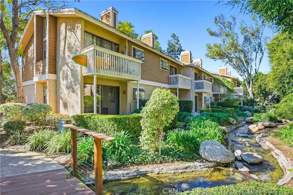 85 Lakepines Irvine, CA 92620 - Photo 2 of 42