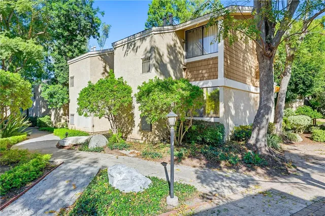 $499,999 | 85 Lakepines, Irvine, CA 92620