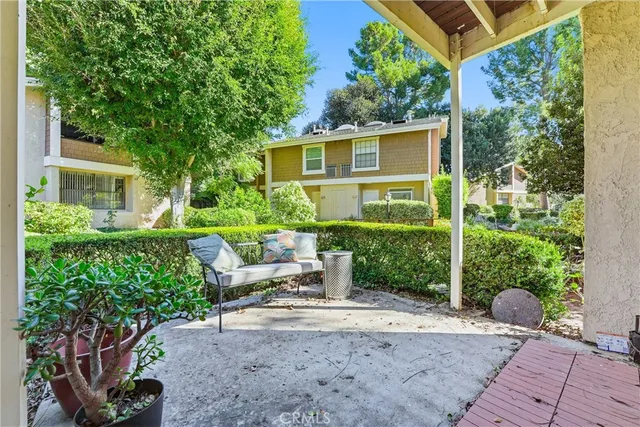 $499,999 | 85 Lakepines, Irvine, CA 92620