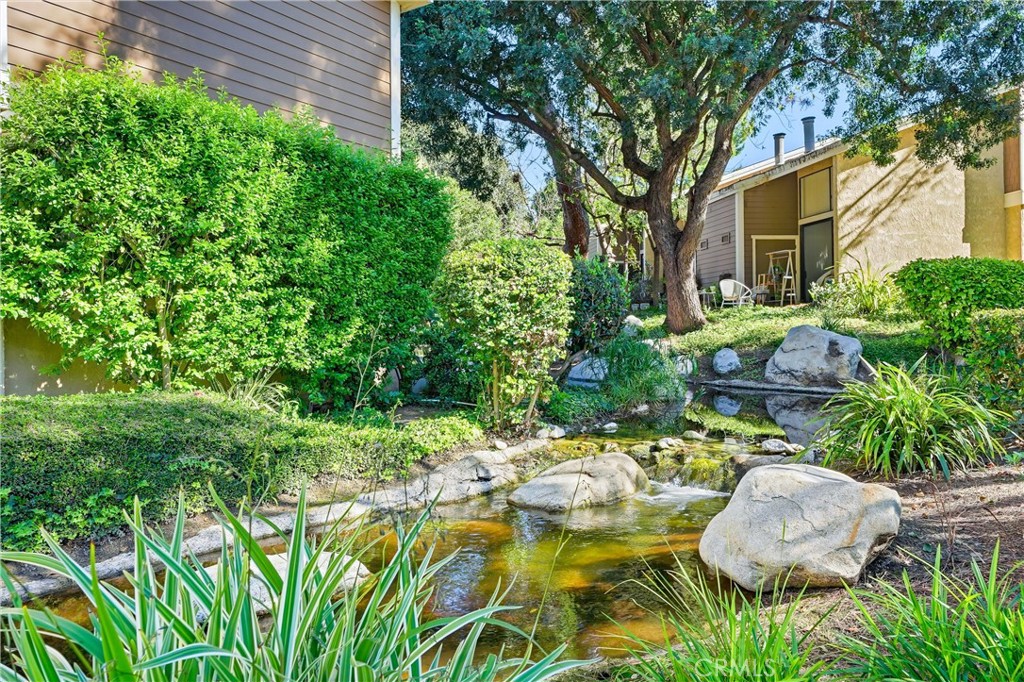 85 Lakepines Irvine, CA 92620 - Photo 34 of 42